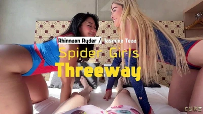 Cover for 'Spider Girl Threeway'